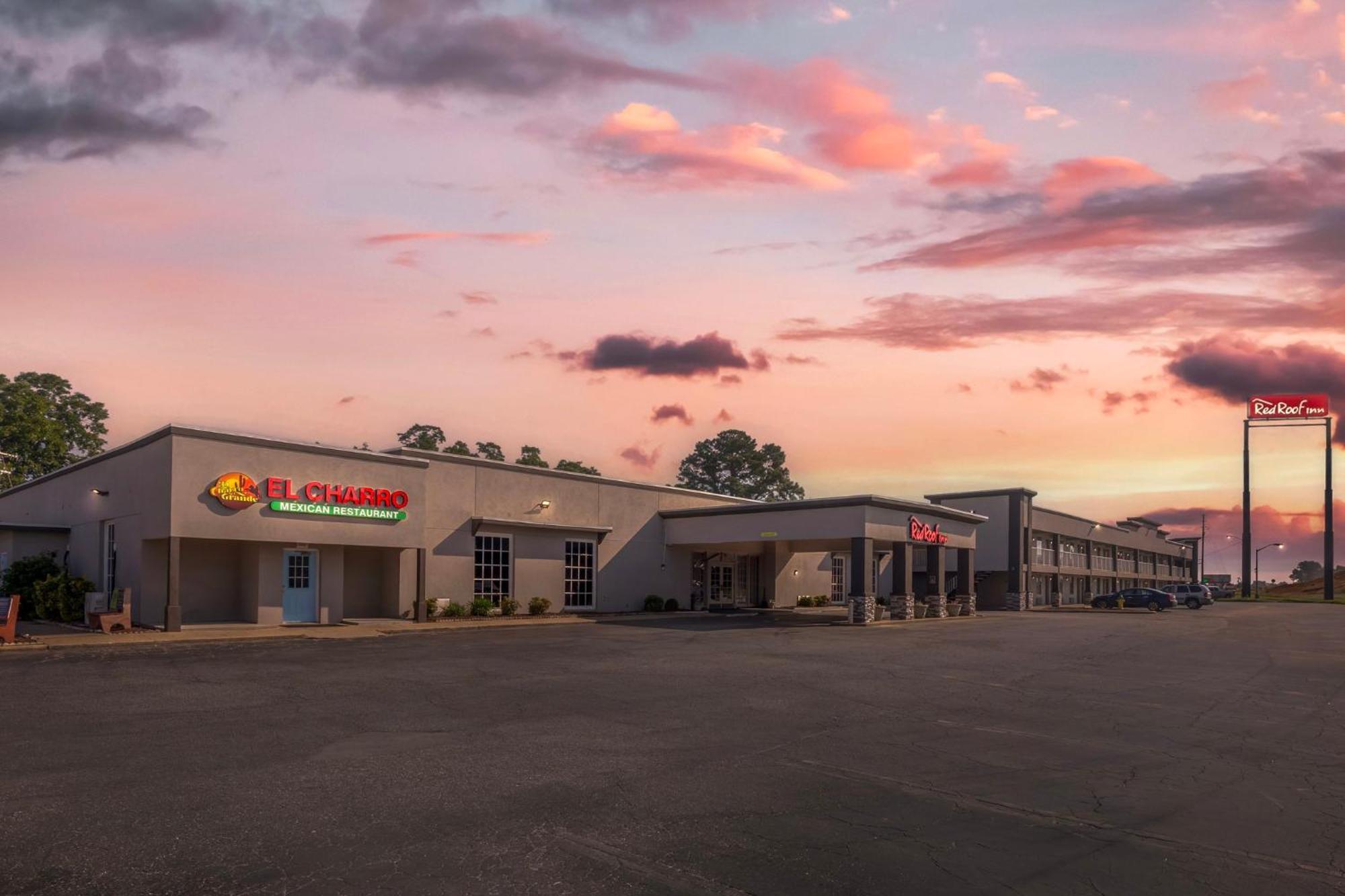Red Roof Motel Dunn
